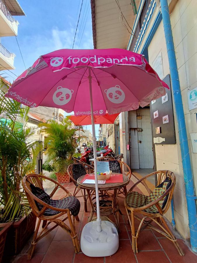 Ganesha Hostel Battambang Zewnętrze zdjęcie