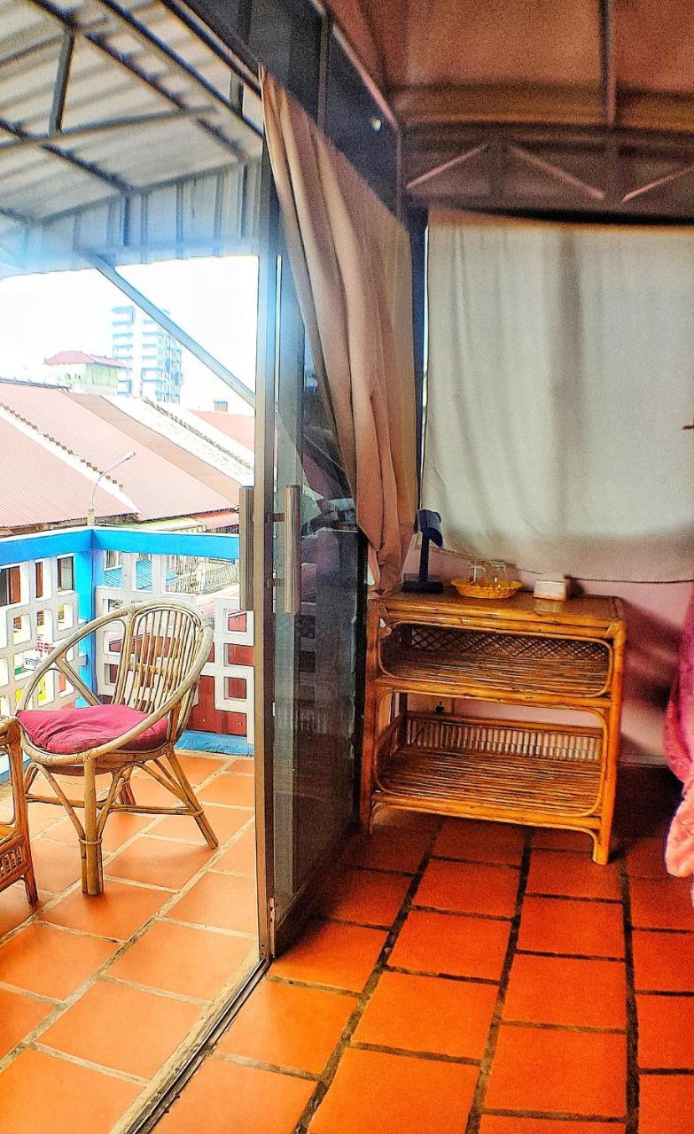 Ganesha Hostel Battambang Zewnętrze zdjęcie