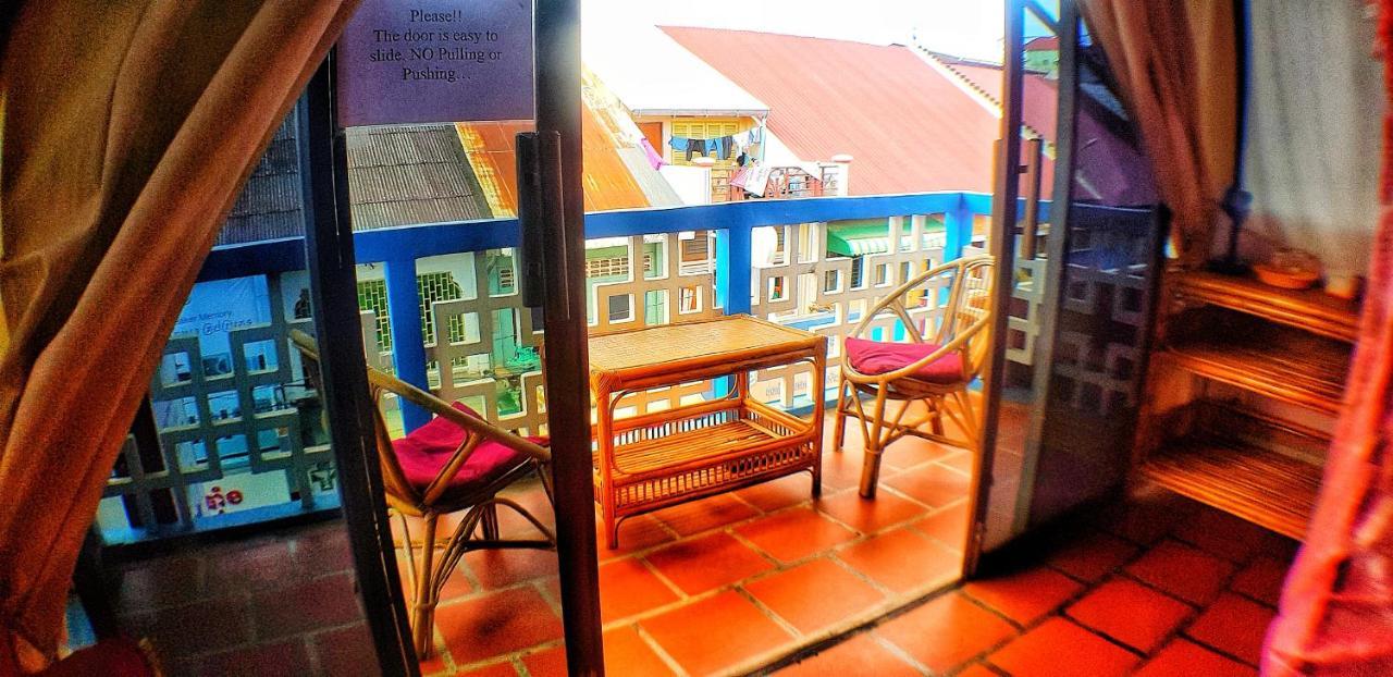 Ganesha Hostel Battambang Zewnętrze zdjęcie