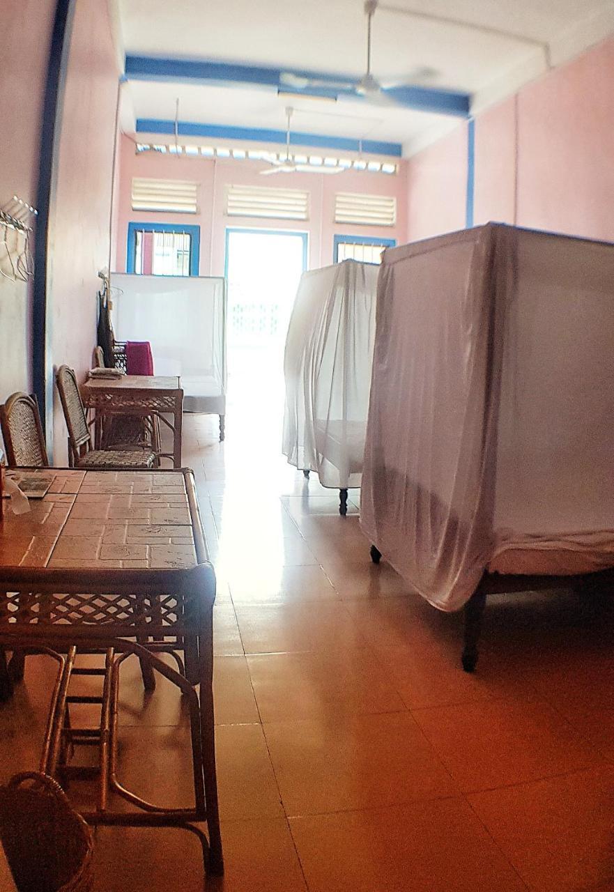 Ganesha Hostel Battambang Zewnętrze zdjęcie